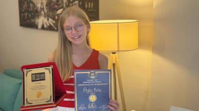 Kocaeli'de 9 yaşında uluslararası lise diploması aldı