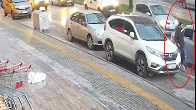 Bursa'da uyuşturucu sanıkları duruşmada giydirilen montla belirlendi