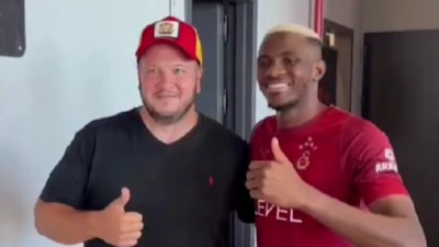 Victor Osimhen'den Şahan Gökbakar'a rol teklifi