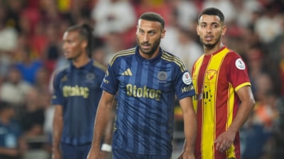 Fenerbahçe, Cenk Tosun'un sakatlandığını açıkladı