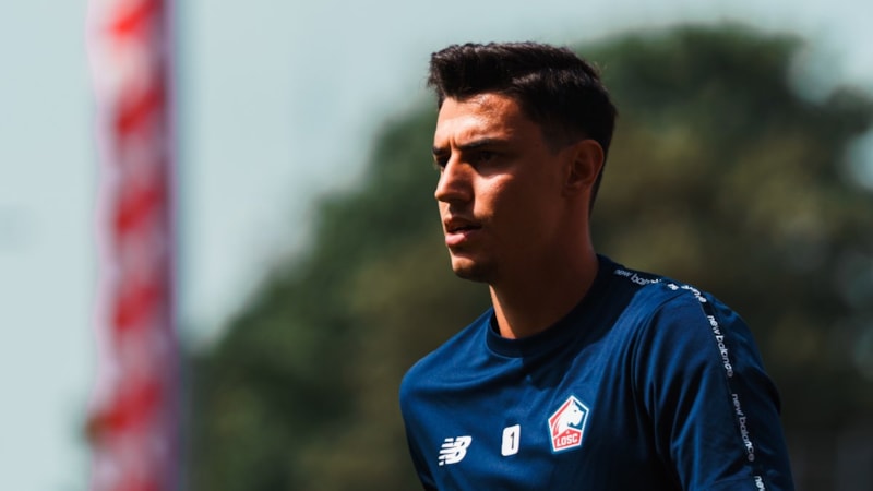 Berke Özer ilk maçına çıktı! Brest ile Lille yenişemedi