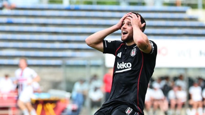 Beşiktaş'ta David Jurasek kadroda yok!