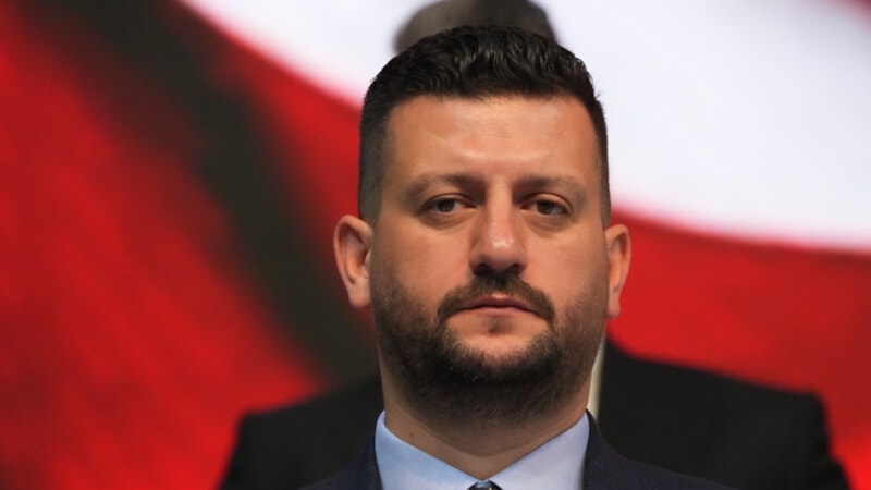 Ahmet Ketenci'den camiaya birlik mesajı