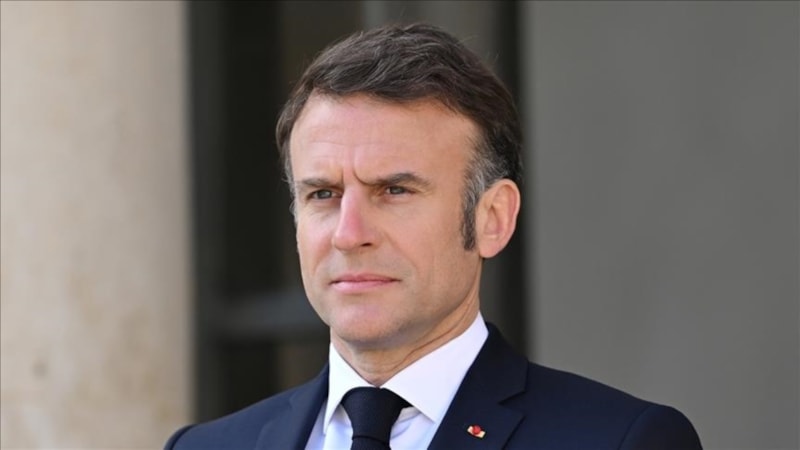 Macron: Rusya karşısında zayıflık gösterilmemeli