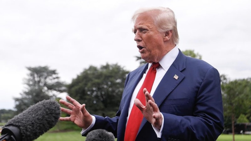 Donald Trump, ABD medyasında 'sahte' olarak nitelendirdiği haberlere tepki gösterdi