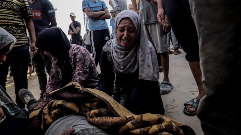 Gazze'de can kaybı 62 bin 64'e yükseldi