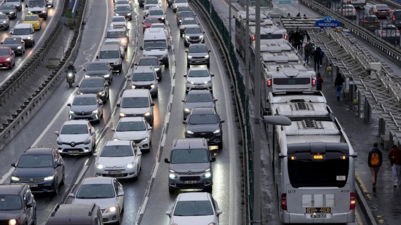 Resmi Gazete’de yayımlandı: Araçlarda yeni dönem! Taktırılması zorunlu oldu