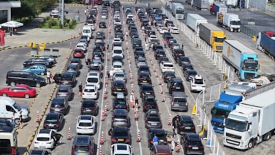 Gurbetçilerin dönüş yolculuğu sürüyor