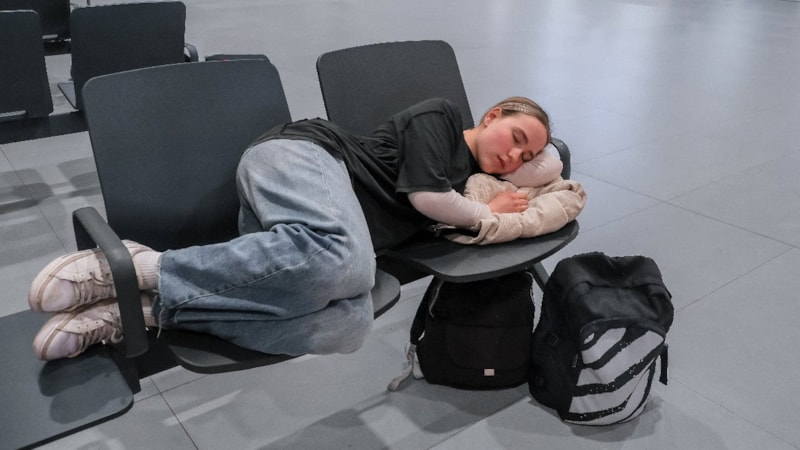 Seyahat etmek korkulu rüya olmasın: Jet lag etkisini azaltan 3 yöntem