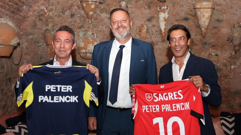 Fenerbahçe, Benfica yöneticilerini ve UEFA delegesini konuk etti