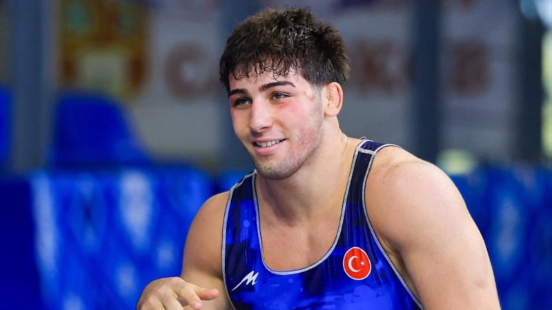 Ahmet Yağan'dan Dünya 20 Yaş Altı Şampiyonası'nda bronz madalya