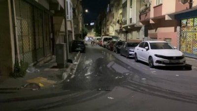 İstanbul'da sokak ortasında kadın bıçaklayan zanlı linç edildi