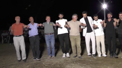 Erzurum'da düğünde halay çekerken kalp krizi geçirdi