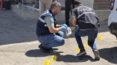 Şanlıurfa'da adliyeden çıkarılan zanlılara silahlı saldırı: 2 yaralı