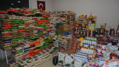 Şanlıurfa'da 2 ton kurtlanmış pirinç ele geçirildi