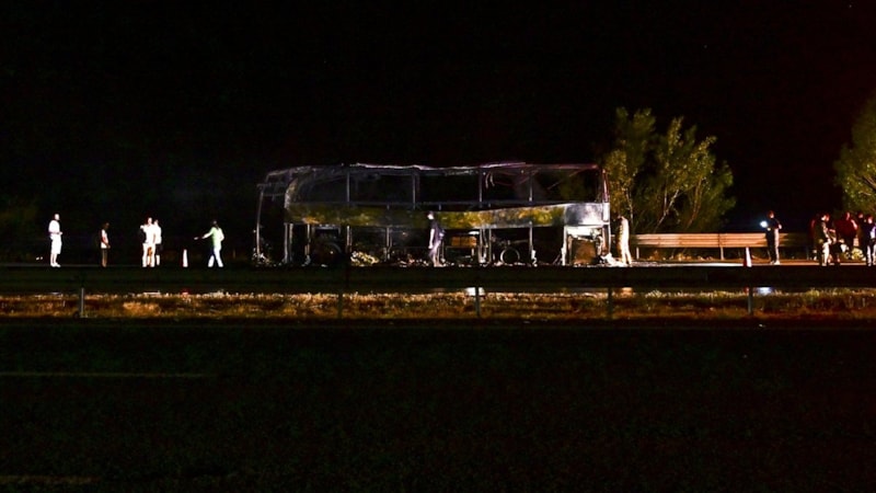 Ankara'da otobüs küle döndü: Yolcular son anda kurtuldu