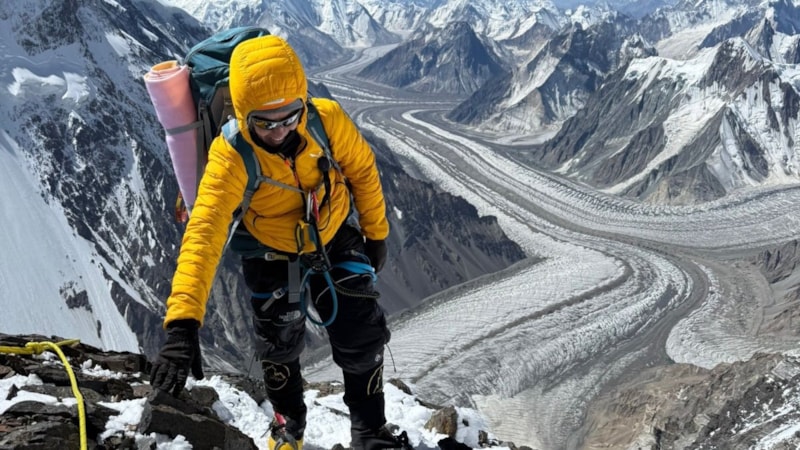 Türk kadın dağcıdan tarihi başarı: K2 Dağı'nın zirvesine ulaştı