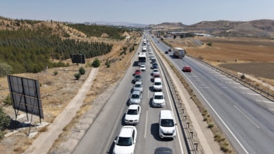 Kırıkkale'de 43 ilin geçiş güzergahında trafik durma noktasına geldi