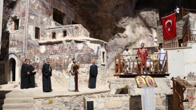 Trabzon'daki Sümela Manastırı'nda ayin yapıldı