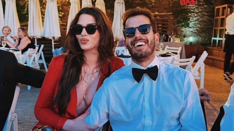 Derin Talu aşka geldi! Sevgilisini öpmelere doyamadı...