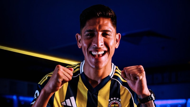 Fenerbahçe'nin ikinci Meksikalısı Edson Alvarez oldu