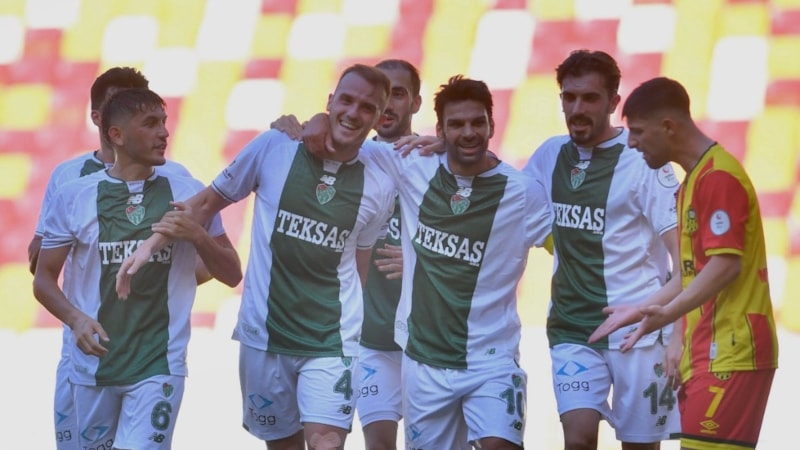 Bursaspor, Yeni Malatyaspor'a 8 attı!