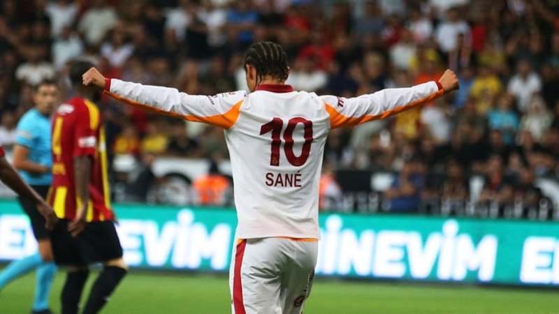 Leroy Sane, Kayserispor maçında yıldızlaştı