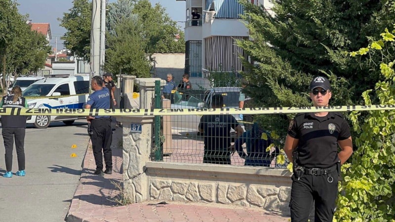 Konya'da otomobile silahlı saldırı: Baba ve 11 yaşındaki oğlu öldü