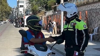 Düzce'de kask takan çerez aldı, takmayan ceza yedi