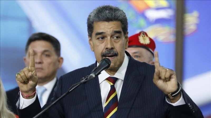 Venezuela lideri Maduro ABD'yi hedef aldı: Kimse topraklarımıza dokunmaya kalkışmasın