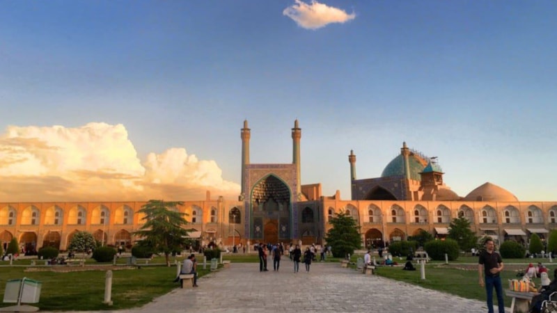 İran’ın turist politikası: Bu kişilere vize verilmiyor