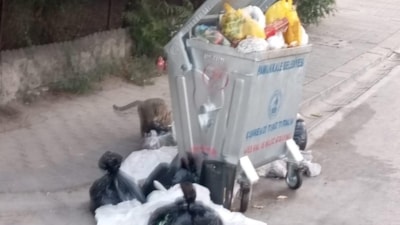 Denizli Pamukkale'de çöp dağları
