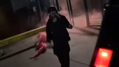 İngiltere'de İsrail karşıtı eylem: Savaş uçağı parçası üreten fabrikada çalışmalar durdu