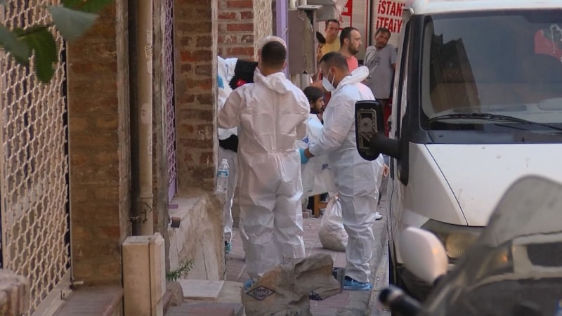 İstanbul Fatih'te iş yerindeki kuyuda ceset bulundu