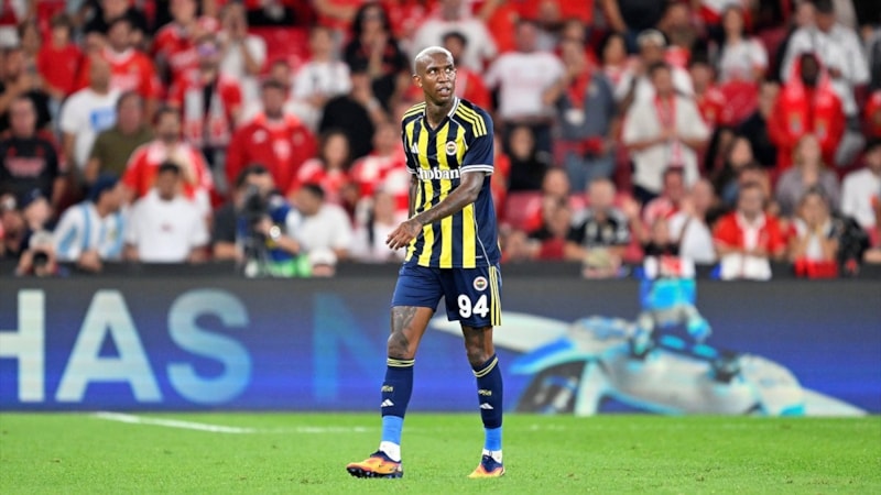 Anderson Talisca, 3 dakikada oyun dışı kaldı