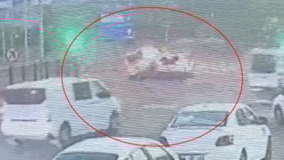 Bingöl'de 3 kişinin yaralandığı kaza kameraya yansıdı