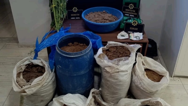 Konya’da narkotik operasyonu: Yüklü miktarda uyuşturucu ele geçirildi