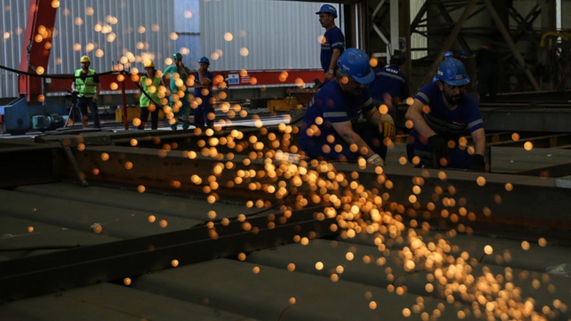 Ekonomistler ikinci çeyrekte yüzde 3,87 büyüme bekliyor