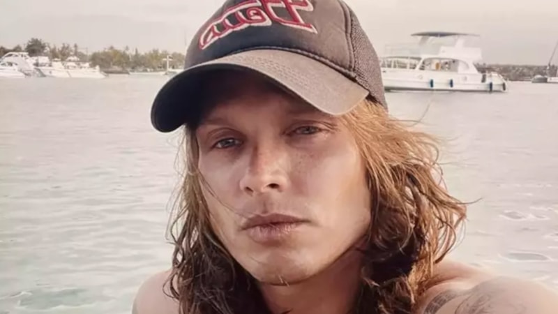 Survivor Murat Ceylan trafik kazası geçirdi! Arabasını kamyonetin altından çıkardılar