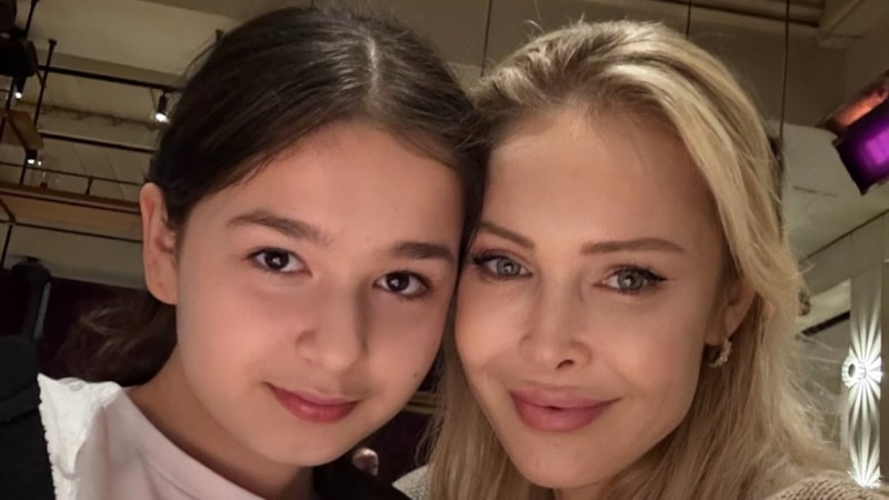 Yeni kare! İbrahim Tatlıses, kızı Elif Ada ile poz verdi