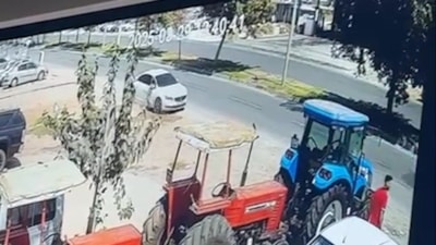 Şanlıurfa'da iş yerinden çıkışta tabancayla vuruldu: O anlar kamerada