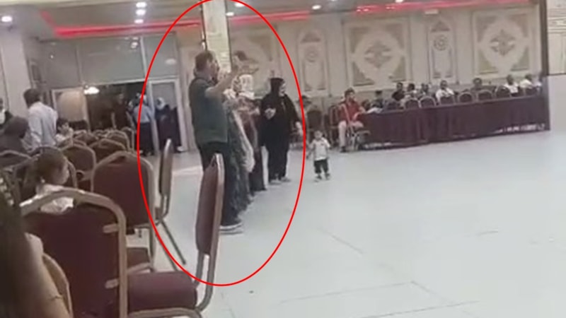 Siirt'te halay çekerken kalp krizi geçirdi