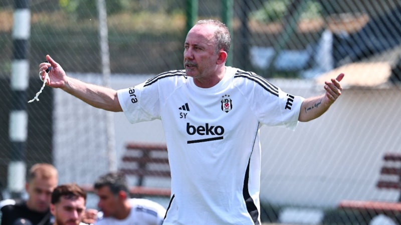 Sergen Yalçın antrenmanlara çıktı: İlk kareler geldi...