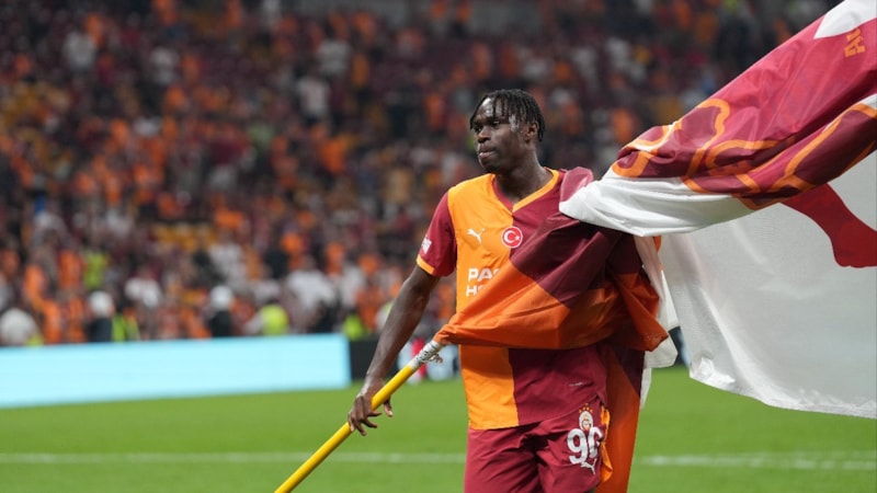 Wilfried Singo, Galatasaray formasını ilk kez giydi