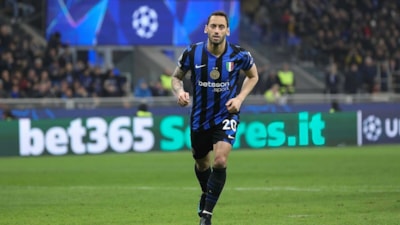 Hakan Çalhanoğlu: Galatasaray'a gelmeye hazırım