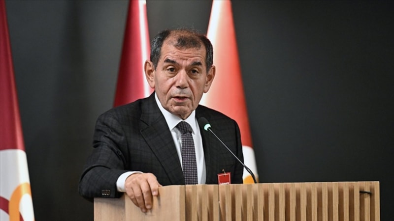 Galatasaray taraftarından Dursun Özbek’e istifa çağrısı