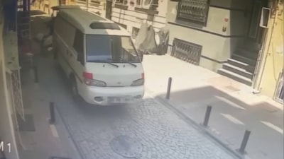 İstanbul'da çaldığı motosikleti 'arızalandı' diyerek nakliyeciye taşıttı