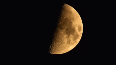 Bitlis'te yarım ay manzarası mest etti