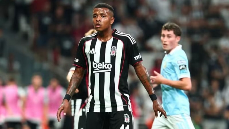 Beşiktaş, Keny Arroyo ve Jean Onana'yı gönderdi