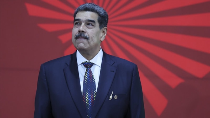 Maduro: Trump'ın ellerini kana bulamak istiyorlar